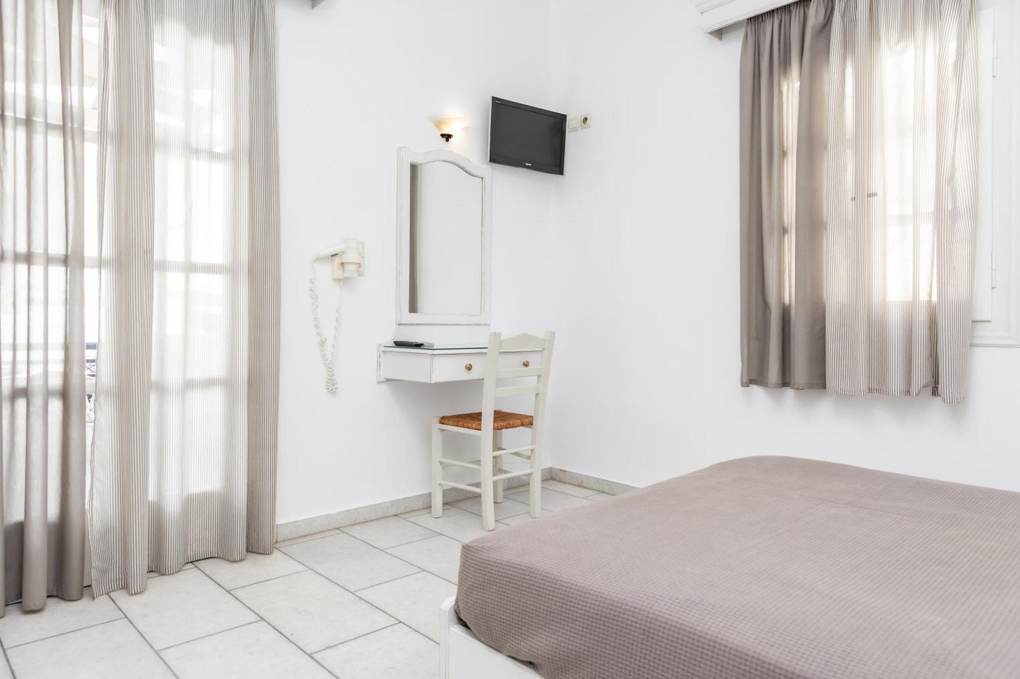 Depis Studios & Apartments Naxos City Exterior foto